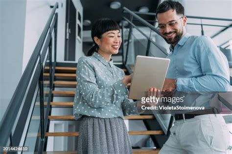 11,124 Asian Lady Secretary Stock Photos & High